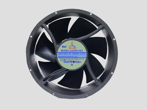 <b>三巨電機(jī)散熱風(fēng)扇賦能現(xiàn)代農(nóng)業(yè)設(shè)施，助力改善溫室通風(fēng)散熱效果</b>