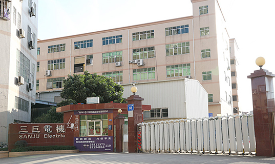 <b>堅(jiān)持綠色節(jié)能的發(fā)展底色，三巨電機(jī)引領(lǐng)散熱風(fēng)扇低碳化發(fā)展</b>